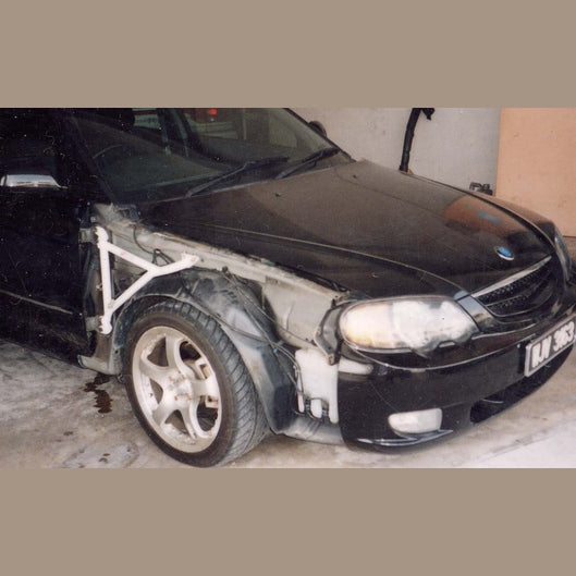  Supports de garde-boue 3 points Ultra Racing KIA SEPHIA 2ND GEN 1.5 2WD 1997-2003